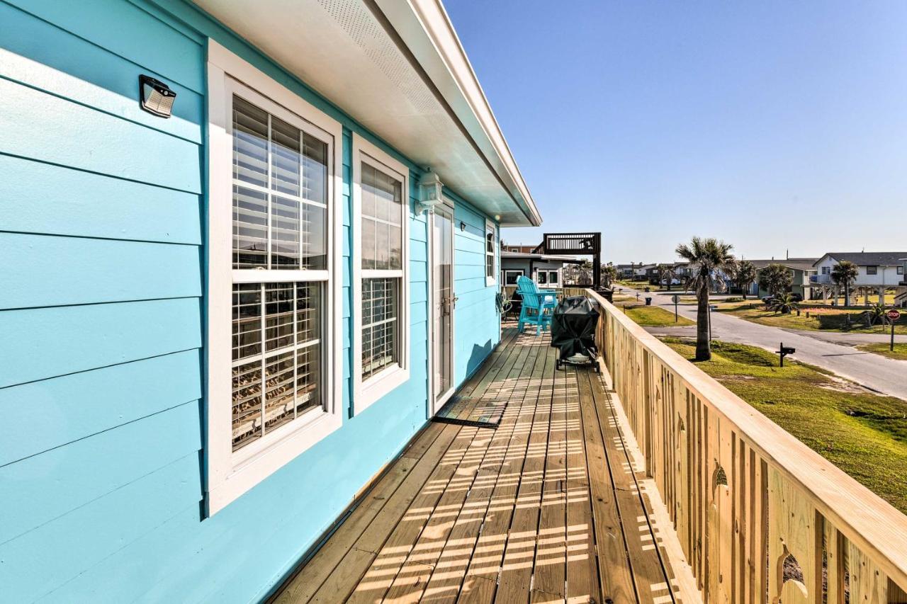 Surfside Escape With Deck About 1 Block To Beach! Freeport Exterior photo