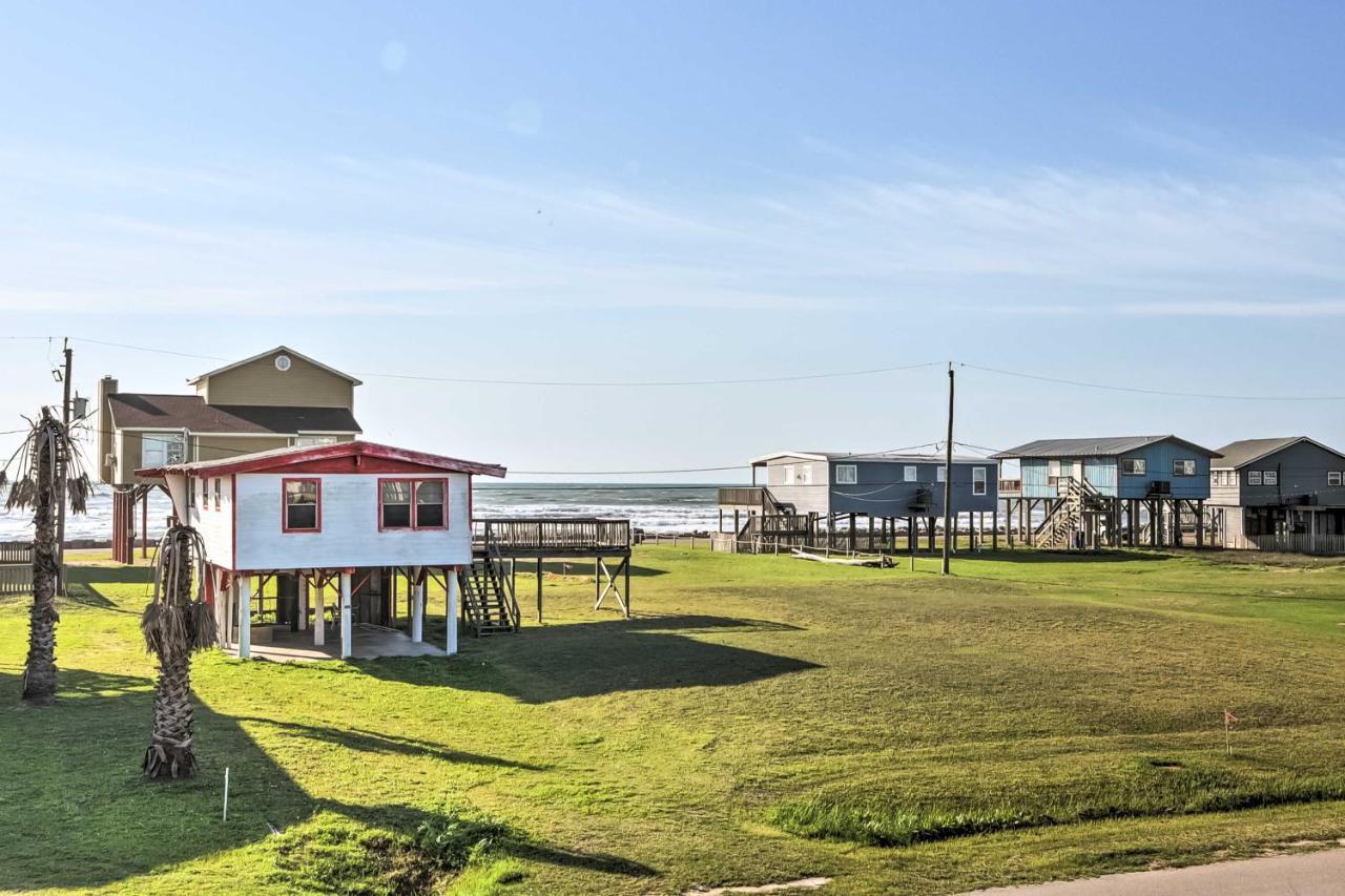 Surfside Escape With Deck About 1 Block To Beach! Freeport Exterior photo